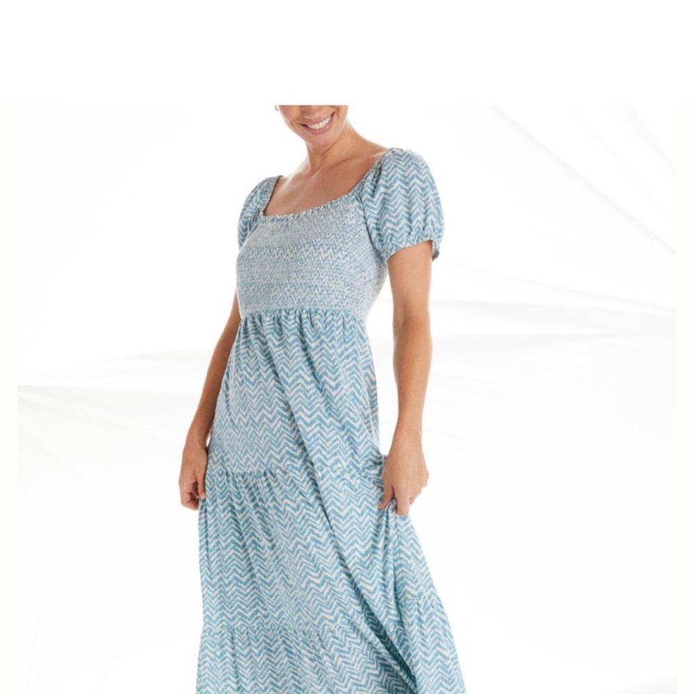 Chic Blue Chevron Maxi Dress